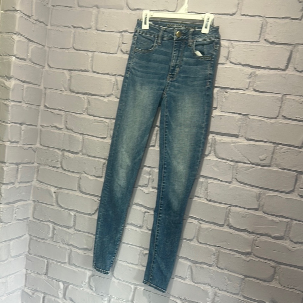 NWOT American Eagle Classic Blue Women's Jeans size 0